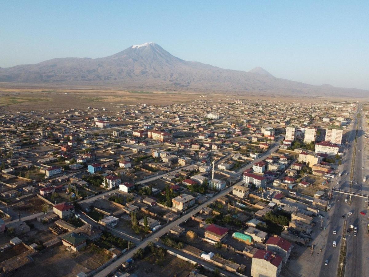 Atlihan Plus Hotel Doğubayazıt エクステリア 写真